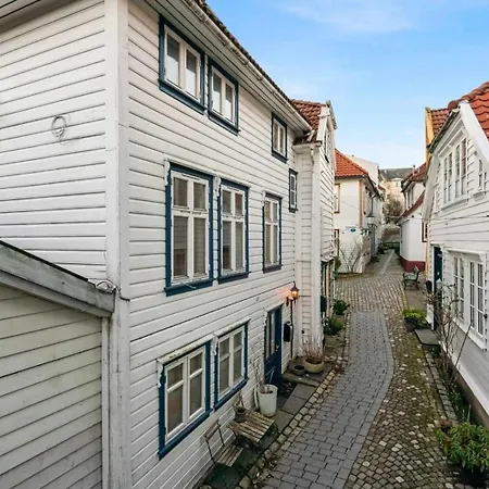Dinbnb L 400m To Bryggen L Luxury L Bergenhouse L Fireplace בית נופש ברגן