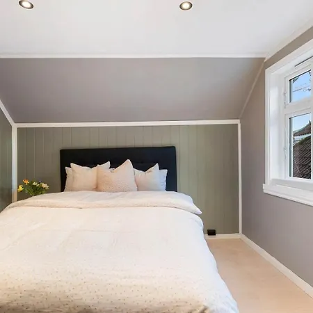 Vakantiehuis Dinbnb L 400m To Bryggen L Luxury L Bergenhouse L Fireplace